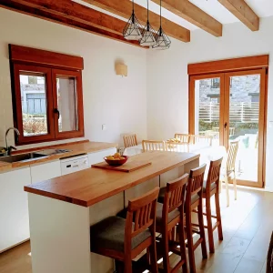 Casa Rural en Cantabria, muestra la cocina