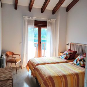 d0da083b-8f2d-478f-8a5a-cbea0eb051d9